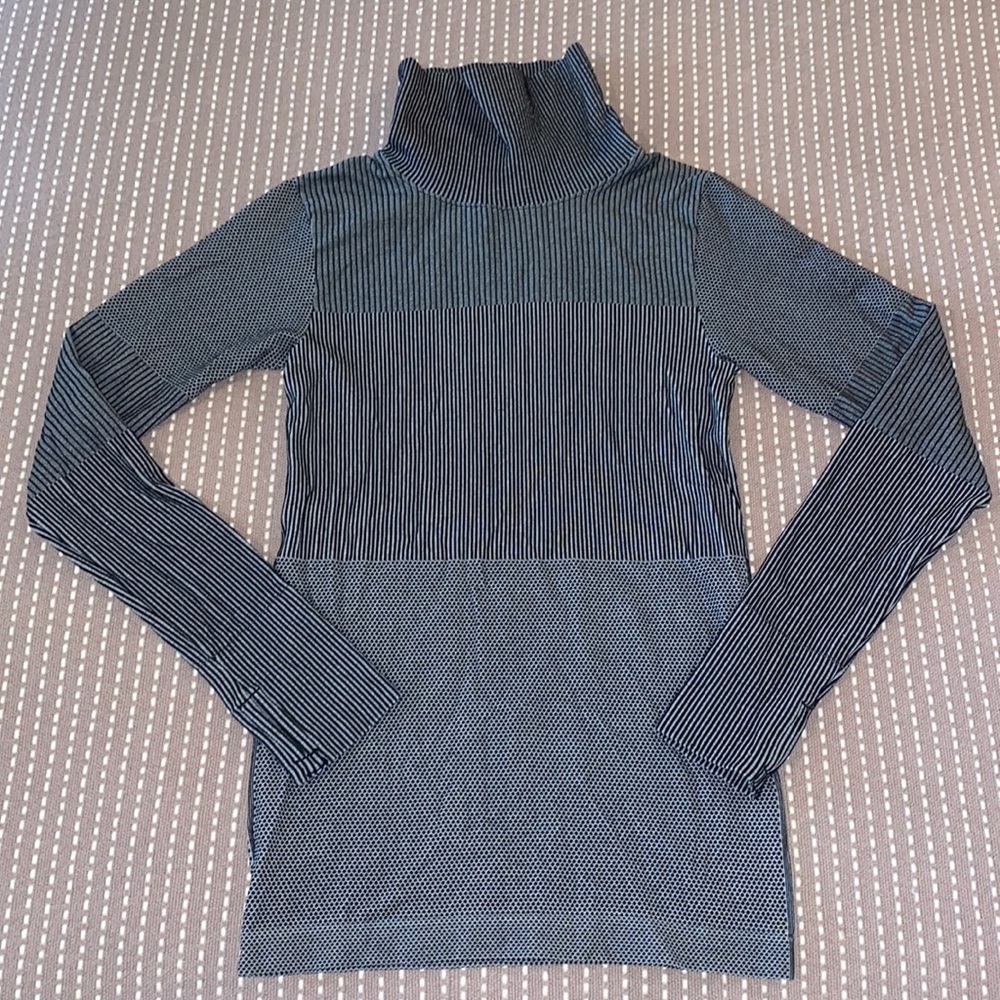 Athleta turtleneck
